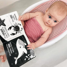 Load image into Gallery viewer, baby bath book, high contrast baby book, black and white baby bath book, black and white water bath book, high contrast bath book, black and white baby toys, Young Wonderer, young wonderer baby boutique, baby boutique australia, black and white baby toys australia, bath book, baby bath book, sensory play, bath sensory play